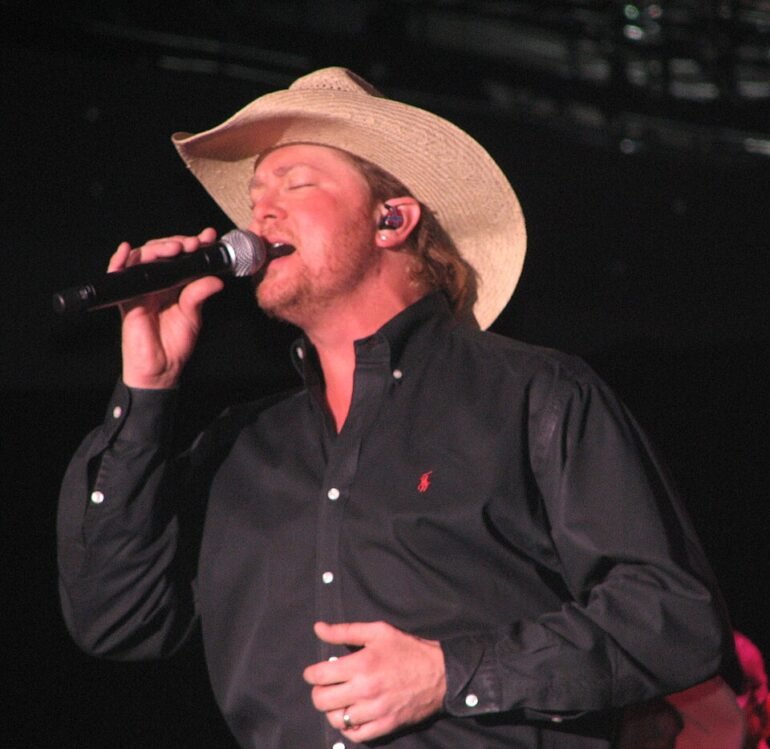 Tracy Lawrence — portret